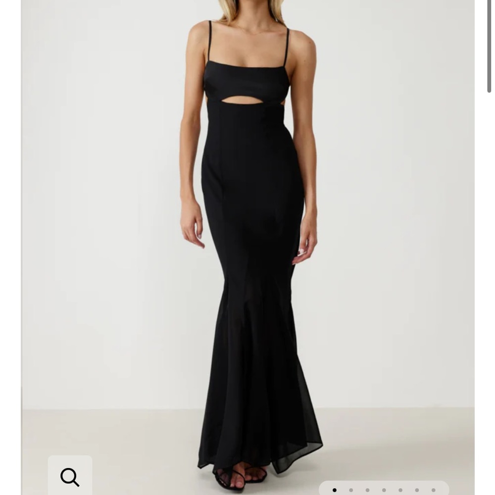 NWT black Lexi gown